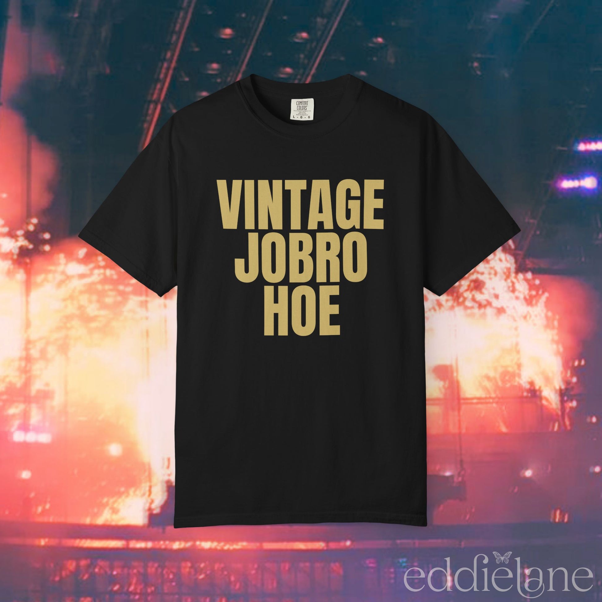 A black t-shirt that says 'Vintage Jobro Hoe' in bold letters in gold.

